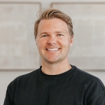Travis  Schloderer
