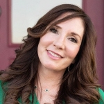 Raeanne H Wright